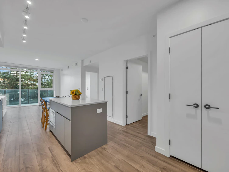 707-13428 105 Avenue, Surrey, BC, V3T 0S6 - 2