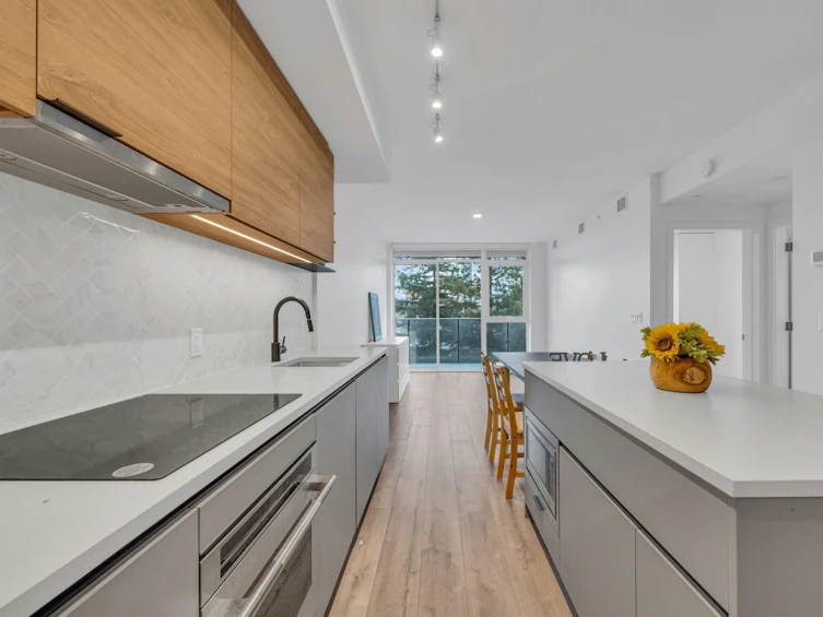 707-13428 105 Avenue, Surrey, BC, V3T 0S6 - 3