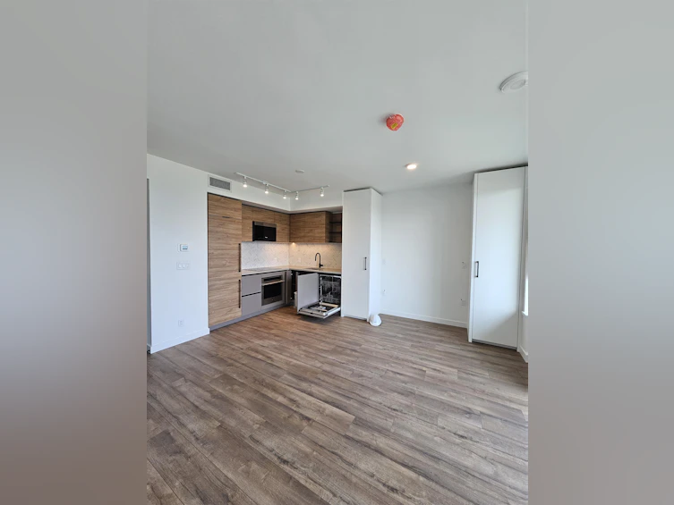 2103-13428 105 Avenue, Surrey, BC, V3T 0S6 - 2