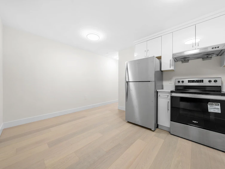 2888 E 54th Avenue, Vancouver, BC, V5S 1Y3 - 26