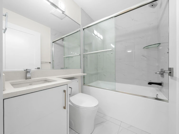 2888 E 54th Avenue, Vancouver, BC, V5S 1Y3 - 32