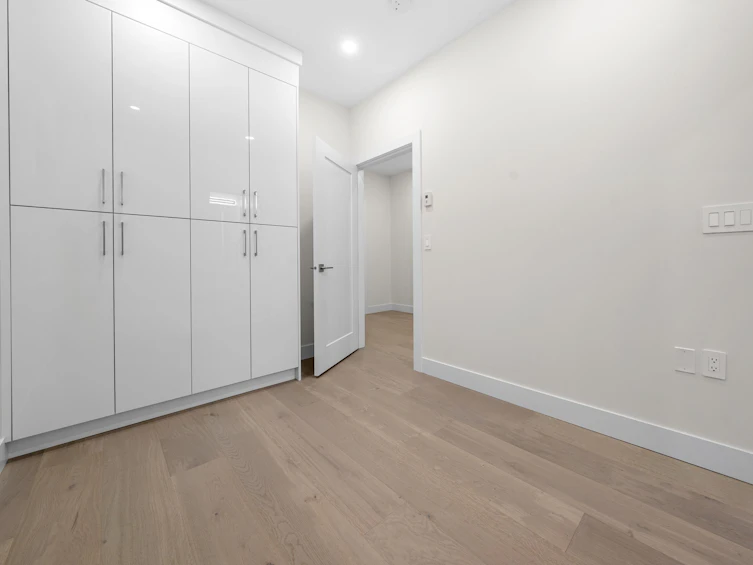 2888 E 54th Avenue, Vancouver, BC, V5S 1Y3 - 19