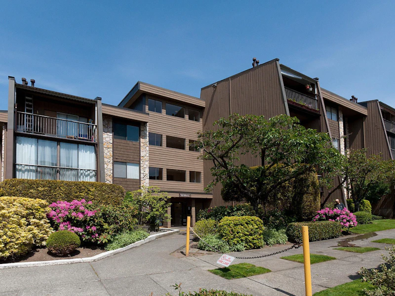 438 - 9101 Horne Street, Burnaby BC V3N 4M3