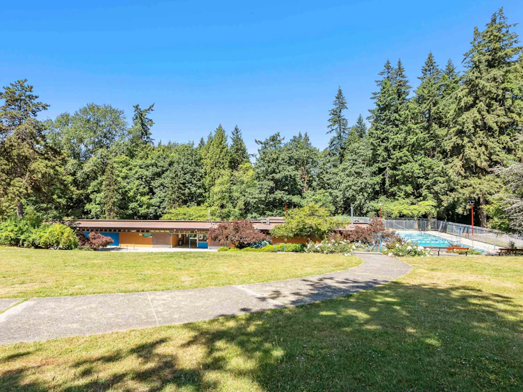 211-7908 Graham Avenue, Burnaby, BC, V3N 1V9 - 36