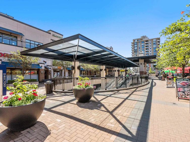 211-7908 Graham Avenue, Burnaby, BC, V3N 1V9 - 34