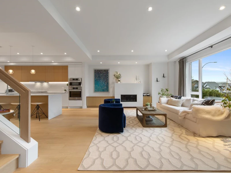 452 E 5th Street, North Vancouver BC