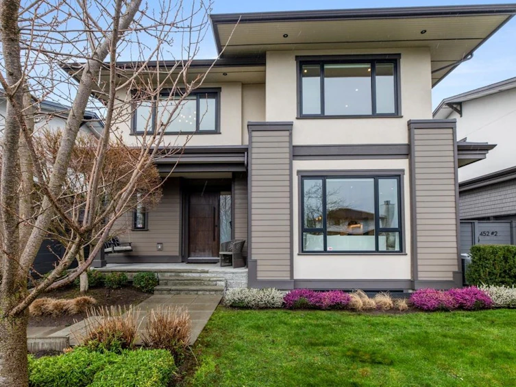 452 E 5th Street, North Vancouver, BC, V7L 0E8 - 2