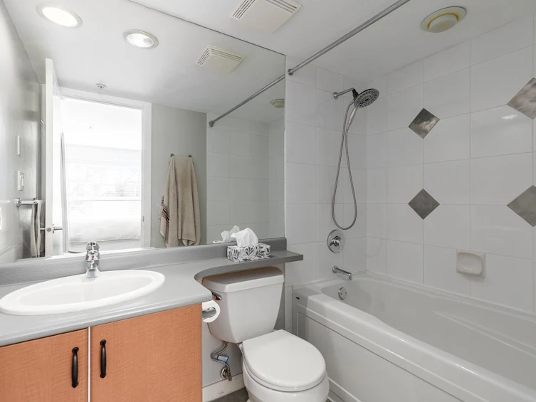3171 W 4th Avenue, Vancouver, BC, V6K 1R6 - 14