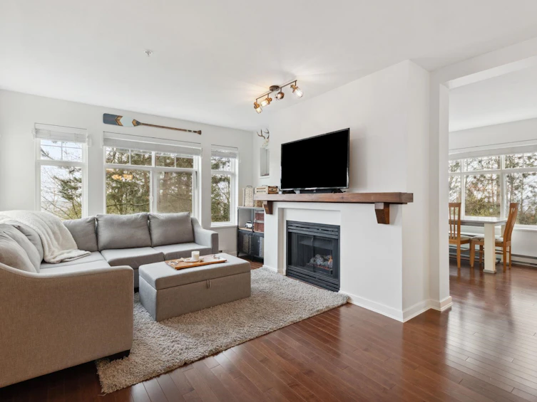 203-1438 Parkway Boulevard, Coquitlam, BC, V3E 3M1 - 2