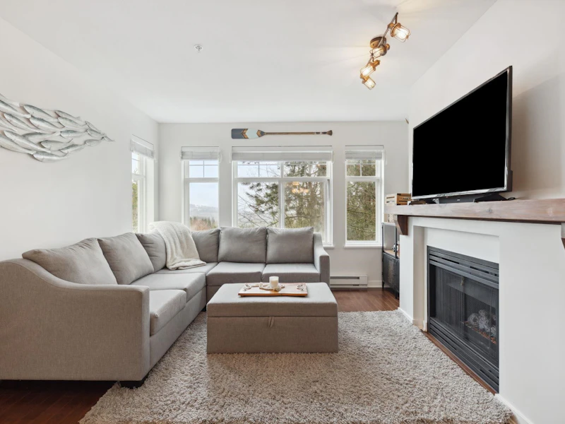 203 - 1438 Parkway Boulevard, Coquitlam BC V3E 3M1