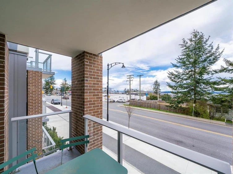 104-15165 Thrift Avenue, Surrey, BC, V4B 0C1 - 9