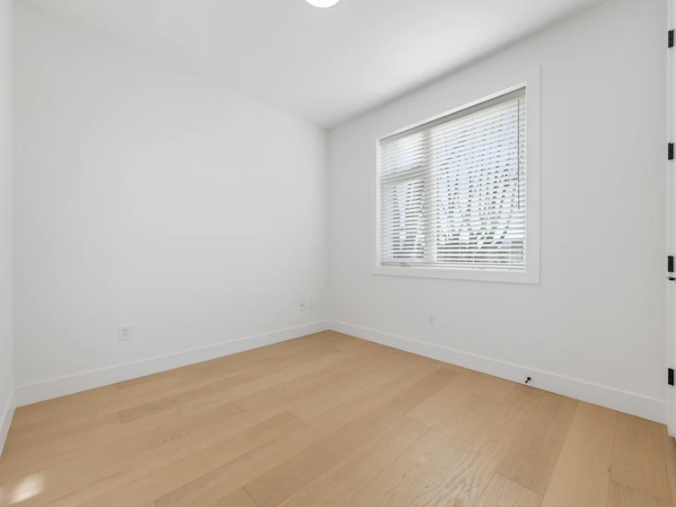 2209 E 7th Avenue, Vancouver, BC, V5N 1S8 - 18