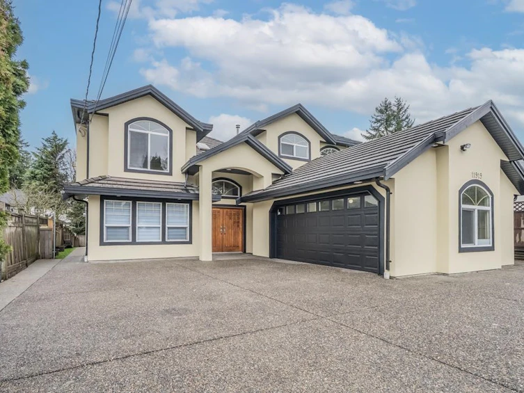 11919 96 Avenue, Delta, BC, V3V 1W1