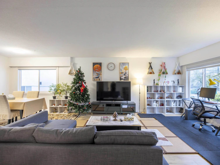 6716 Ross Street, Vancouver, BC, V5X 4B3 - 2