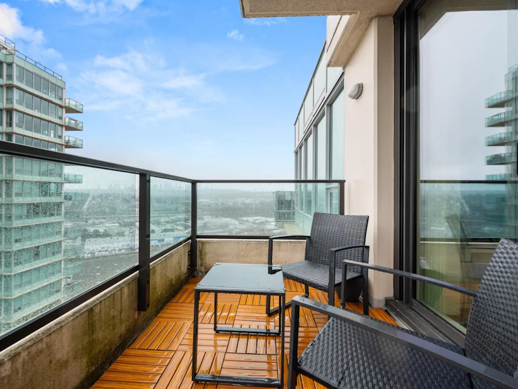 2102-2200 Douglas Road, Burnaby, BC, V5C 0G8 - 24