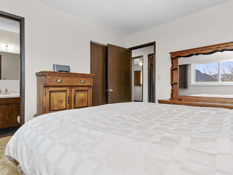 275 Cariboo Avenue, Hope, BC, V0X 1L0 - 16