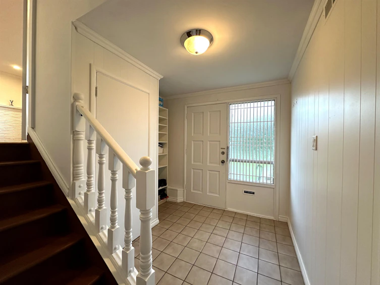 9511 Pinewell Crescent, Richmond, BC, V7A 2C7 - 8