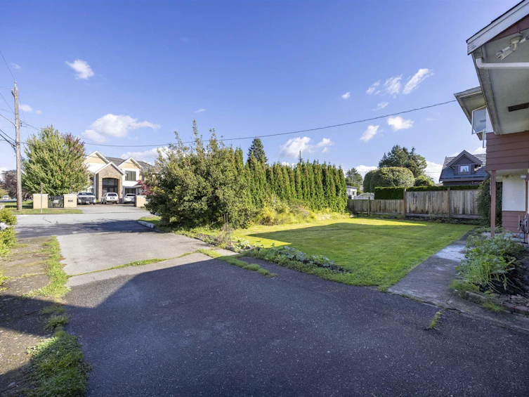 9511 Pinewell Crescent, Richmond, BC, V7A 2C7 - 29