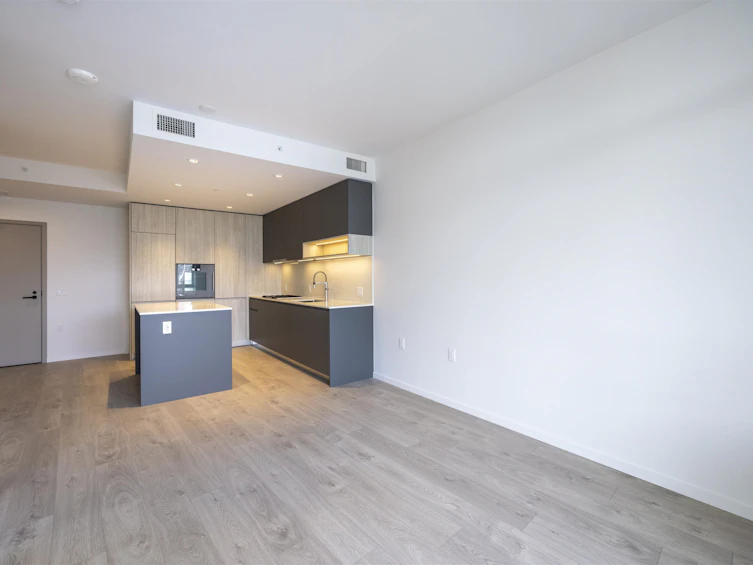 619-6788 Minoru Boulevard, Richmond, BC, V6Y 0M6 - 8