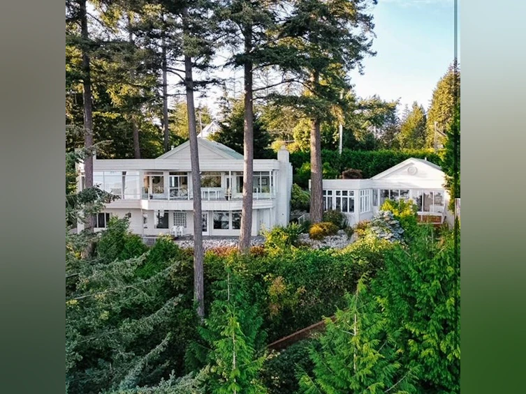 12416 Whitestone Road, Pender Harbour Egmont, BC, V0N 2H1