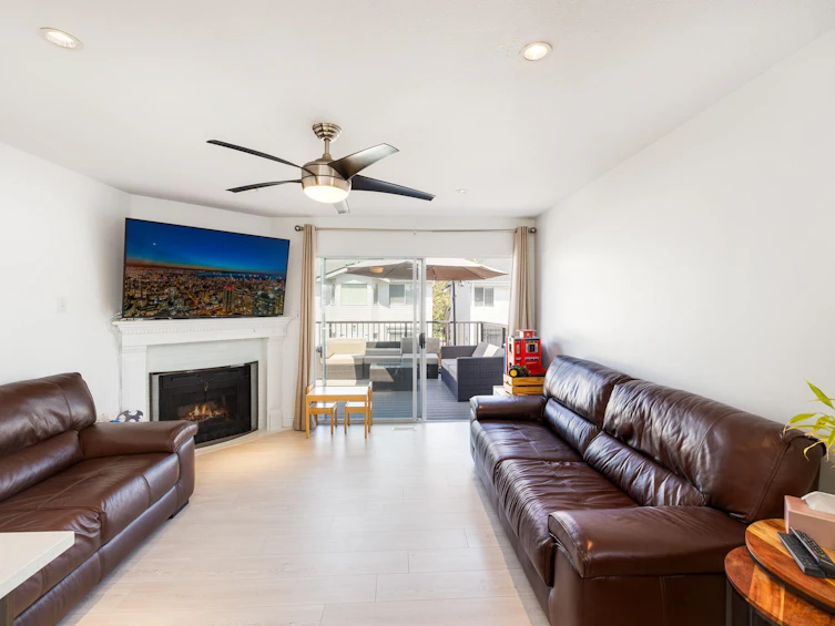 22111 Garratt Drive, Richmond, BC, V6V 2P4 - 17