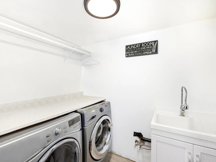 22111 Garratt Drive, Richmond, BC, V6V 2P4 - 4