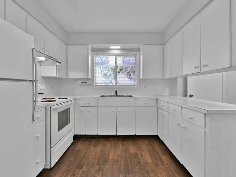 2305 Broadway Street, Abbotsford, BC, V2T 3G6 - 12
