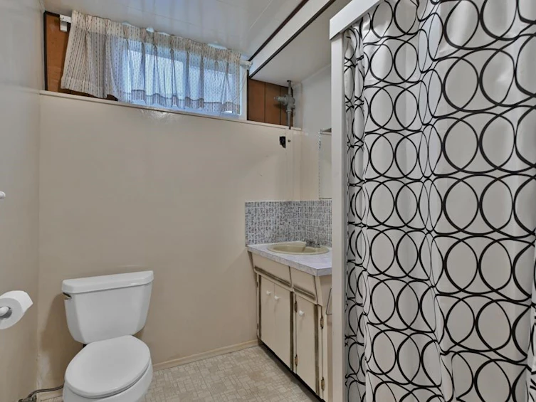 2305 Broadway Street, Abbotsford, BC, V2T 3G6 - 24