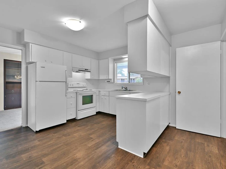 2305 Broadway Street, Abbotsford, BC, V2T 3G6 - 11
