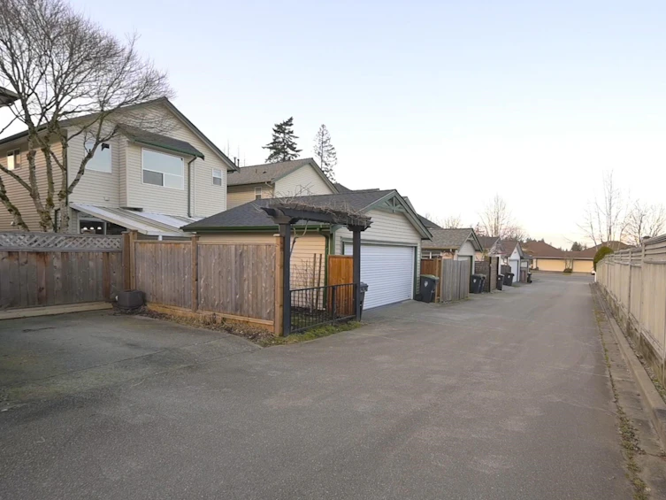 8676 207 Street, Langley, BC, V1M 3X4 - 38