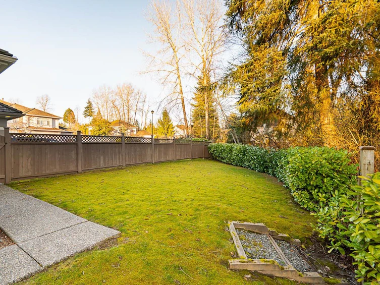 14197 Bear Creek Drive, Surrey, BC, V3W 1E3 - 26