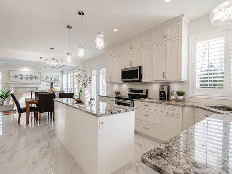 14197 Bear Creek Drive, Surrey, BC, V3W 1E3 - 7