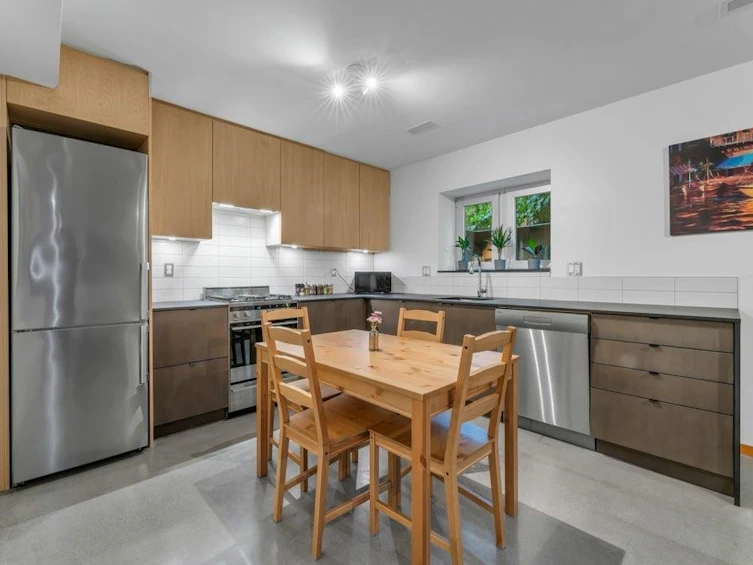 148 E Kings Road, North Vancouver, BC, V7N 1H5 - 27