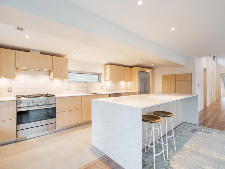 148 E Kings Road, North Vancouver, BC, V7N 1H5 - 6