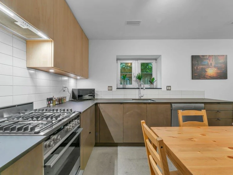 148 E Kings Road, North Vancouver, BC, V7N 1H5 - 28