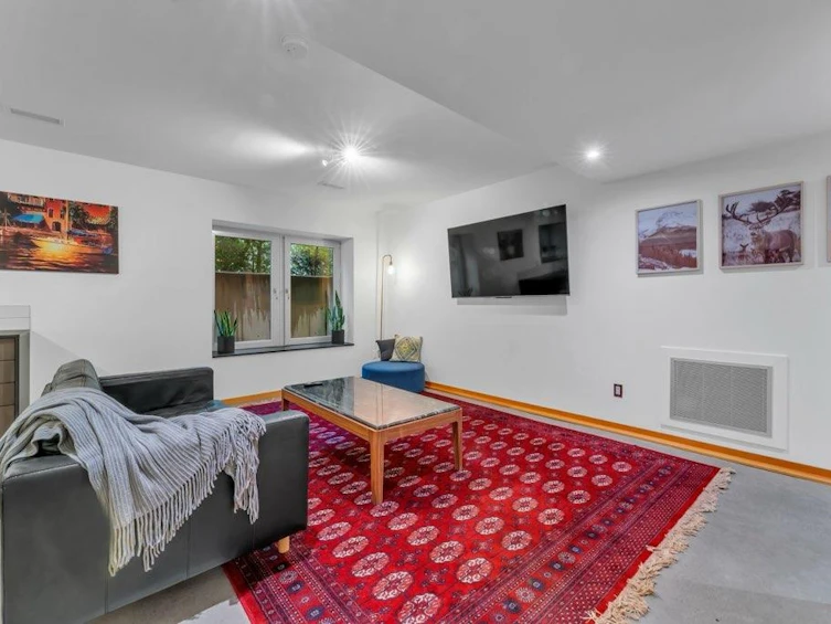 148 E Kings Road, North Vancouver, BC, V7N 1H5 - 24