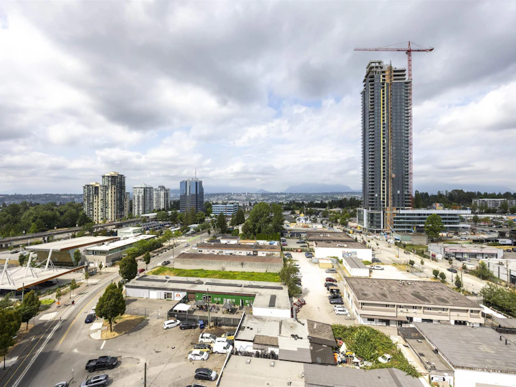 1211-10626 City Parkway, Surrey, BC, V3T 0S3 - 18