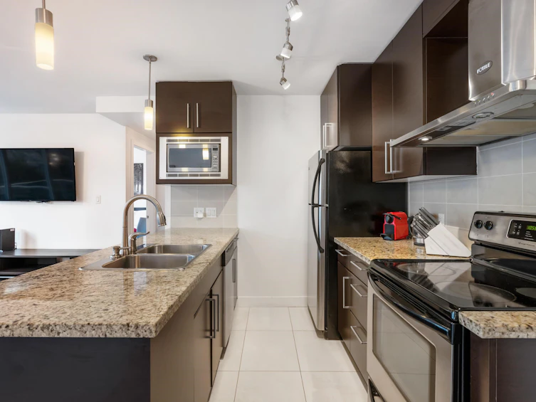 506-633 Abbott Street, Vancouver, BC, V6B 0J3 - 9