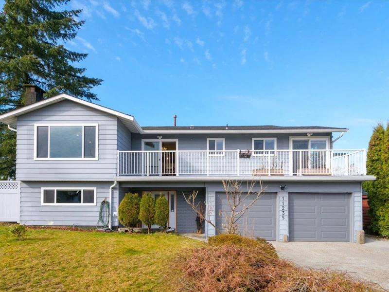 11235 Park Place, Surrey BC V3R 6N2