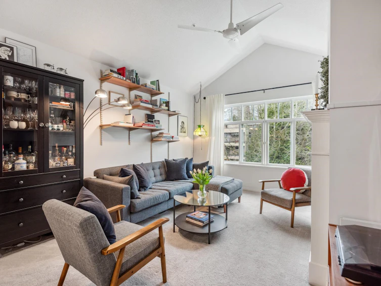 414-333 E 1st Street, North Vancouver, BC, V7L 4W9 - 2