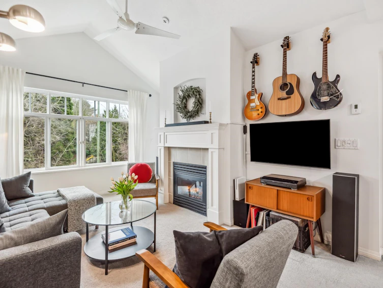 414-333 E 1st Street, North Vancouver, BC, V7L 4W9 - 3