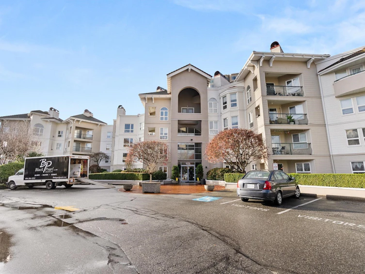 108-3172 Gladwin Road, Abbotsford, BC, V2T 5T3 - 2