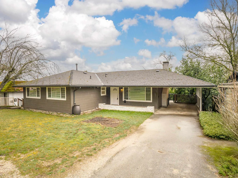 85 Warrick Street, Coquitlam BC V3K 5L3