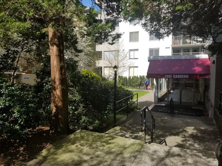 2205-1251 Cardero Street, Vancouver, BC, V6G 2H9 - 35