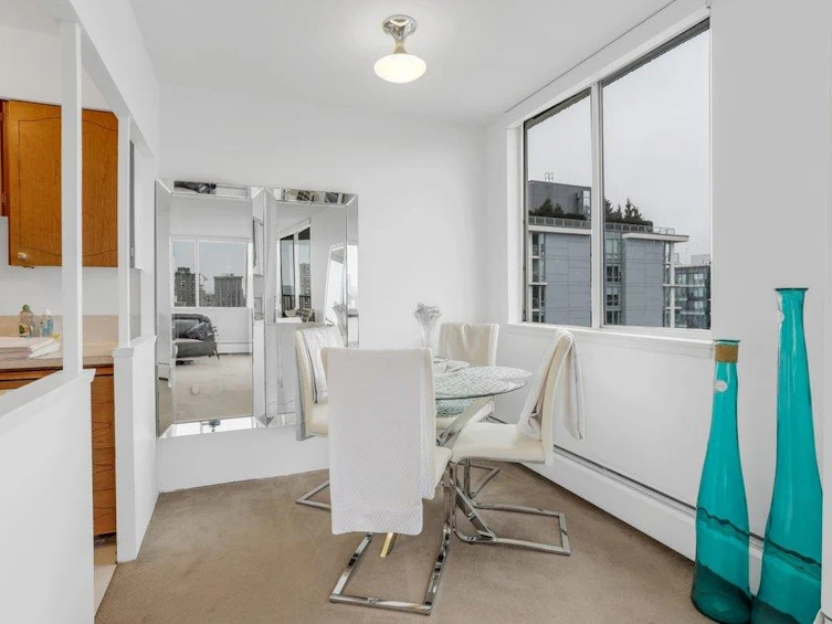 2205-1251 Cardero Street, Vancouver, BC, V6G 2H9 - 11