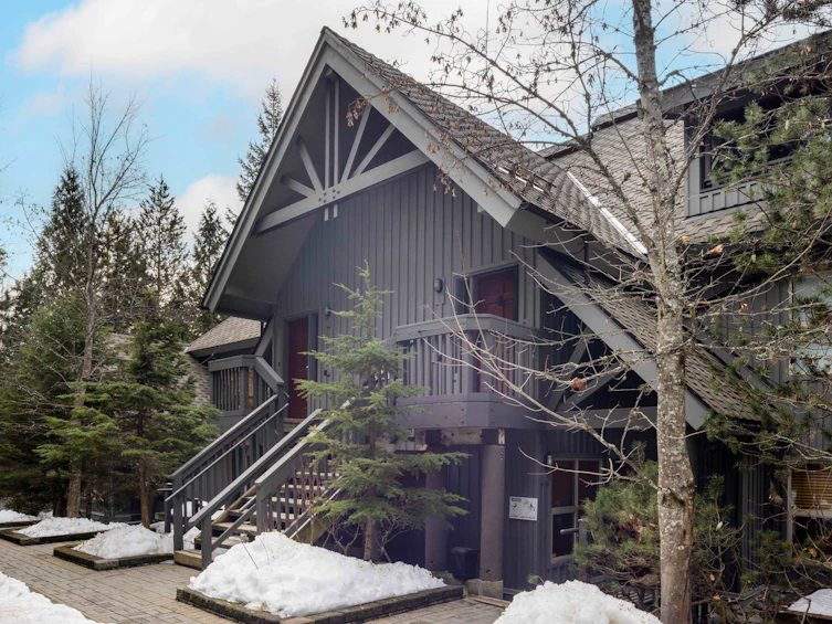 4-4890 Painted Cliff Road, Whistler, BC, V8E 1C9 - 2