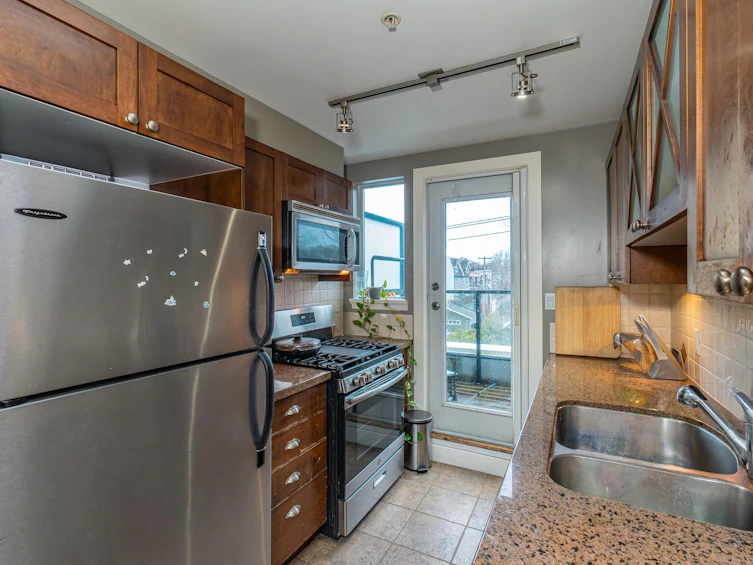 408-3637 W 17th Avenue, Vancouver, BC, V6S 1A3 - 16
