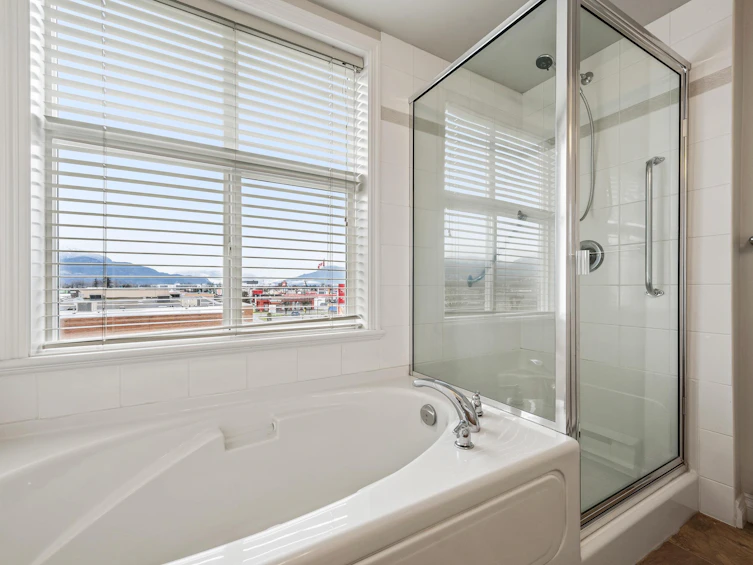 312-45645 Knight Road, Chilliwack, BC, V2R 0B1 - 34