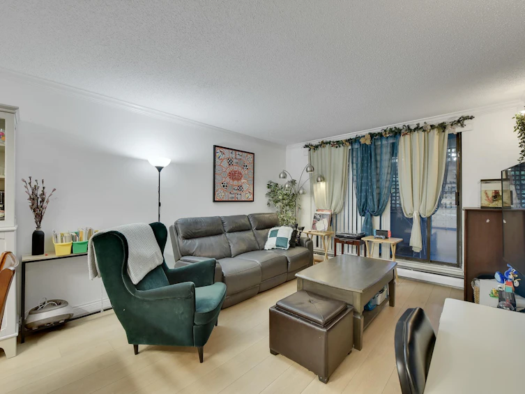 6-10698 151a Street, Surrey, BC, V3R 8T5 - 2