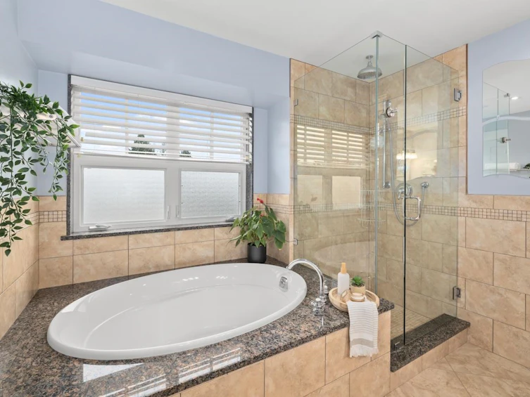 3228 E 45th Avenue, Vancouver, BC, V5R 3E3 - 23